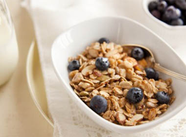 Cinnamon Maple Granola