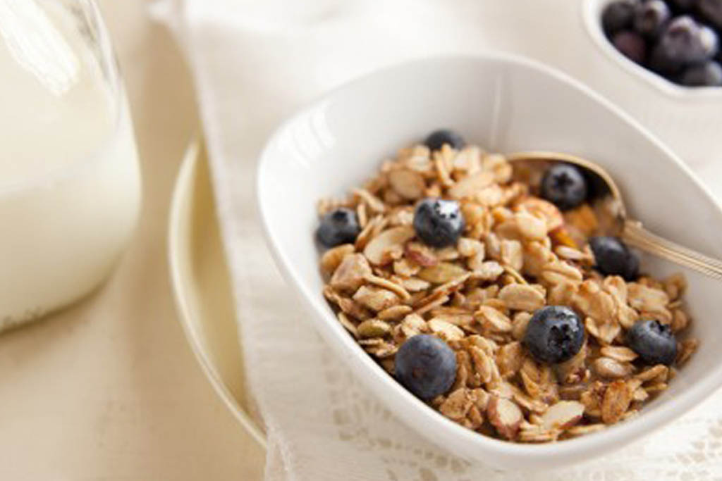 Cinnamon Maple Granola