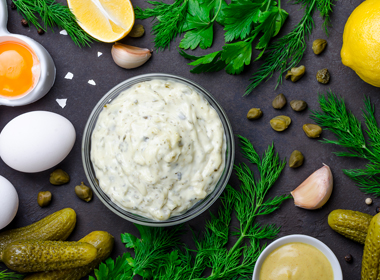 Simple Dill Yogurt Dip